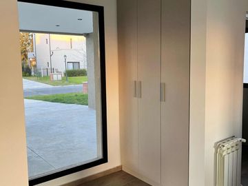 Casa en venta de 4 dormitorios c/ cochera en San felipe