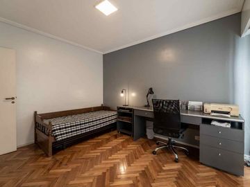 VENTA DEPTO 4 AMB + COCHERA EN PALERMO