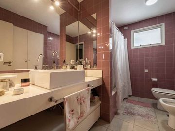 VENTA DEPTO 4 AMB + COCHERA EN PALERMO