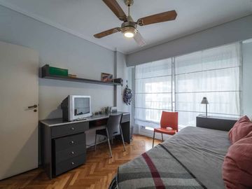 VENTA DEPTO 4 AMB + COCHERA EN PALERMO