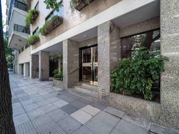 VENTA DEPTO 4 AMB + COCHERA EN PALERMO