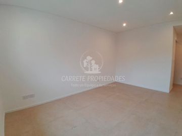 Casa en venta de 4 ambientes y Escritorio. Sausalito. Oportunidad.