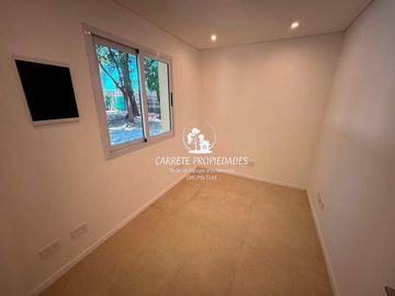 Casa en venta de 4 ambientes y Escritorio. Sausalito. Oportunidad.