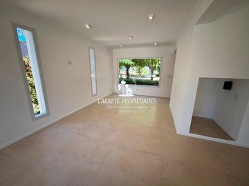 Casa en venta de 4 ambientes y Escritorio. Sausalito. Oportunidad.