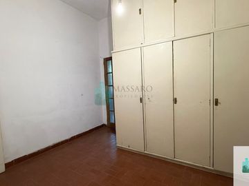 PH al frente con ent. independiente, garage, fondo y terraza, Floresta.