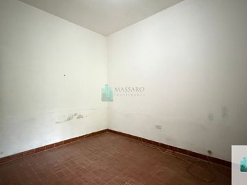 PH al frente con ent. independiente, garage, fondo y terraza, Floresta.