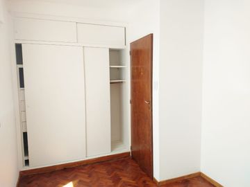 Vendo departamento de  2 habitaciones  en pleno centro de San Rafael, Mendoza