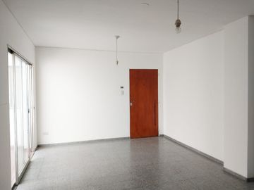 Vendo departamento de  2 habitaciones  en pleno centro de San Rafael, Mendoza
