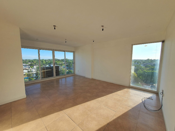 Departamento 2 Ambientes Venta Ituzaingó Centro