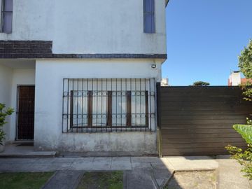 VENTA PH Punta Mogotes Mar del Plata 4 ambientes c/ cochera