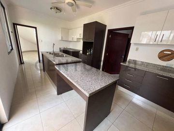 Venta Casa en Urbanización Palma Mallorca