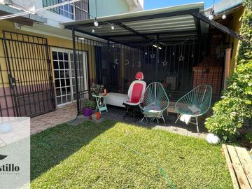Casa en venta de 3 dormitorios c/ cochera en Morón