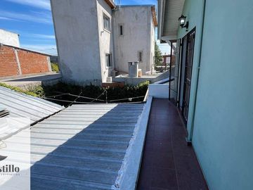 Casa en venta de 3 dormitorios c/ cochera en Morón