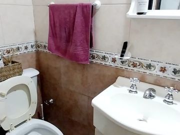 Casa en venta de 5 dormitorios en Parque Patricios