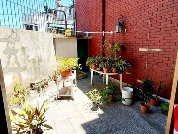 Casa en venta de 5 dormitorios en Parque Patricios