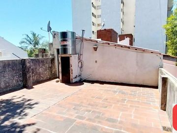 Casa en venta de 5 dormitorios en Parque Patricios