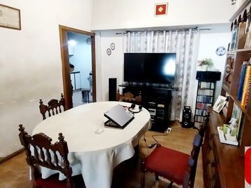 Casa en venta de 5 dormitorios en Parque Patricios
