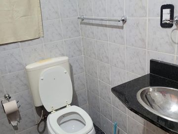 Casa en venta c/ cochera en Villa El Chocón