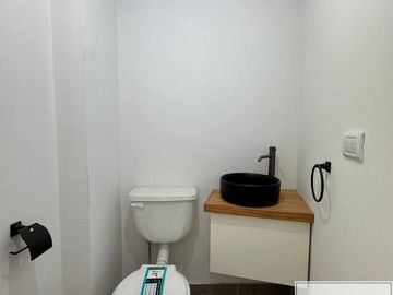Dúplex en venta de 3 dormitorios c/ cochera en Los Horneros