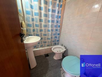 Dúplex en venta de 2 dormitorios c/ cochera en Mar del Tuyú