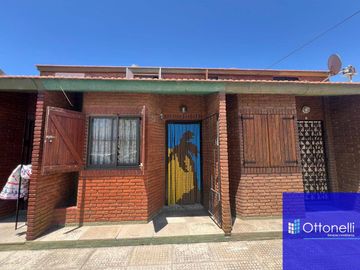 Dúplex en venta de 2 dormitorios c/ cochera en Mar del Tuyú