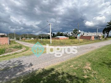 Terreno / Lote en venta de 394 m2 en urbanización La Secundina, Cerrillos, Salta