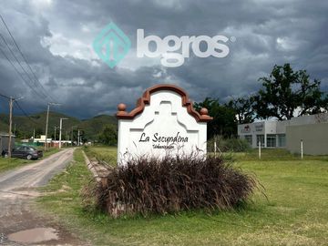 Terreno / Lote en venta de 394 m2 en urbanización La Secundina, Cerrillos, Salta