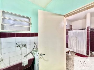 Casa en venta de 2 dormitorios c/ cochera en San Cayetano
