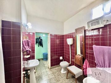 Casa en venta de 2 dormitorios c/ cochera en San Cayetano