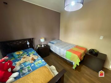 Solares de San Alfonso. Casa en venta de 2 dormitorios c/ cochera. Villa Allende