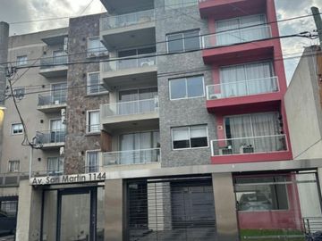 Departamento en venta de 1 dormitorio c/ cochera en Ramos Mejía
