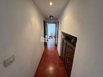 Casa en venta de 5 ambientes c/ cochera en La Barra Village