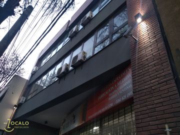 Excelente departamento en venta en microcentro