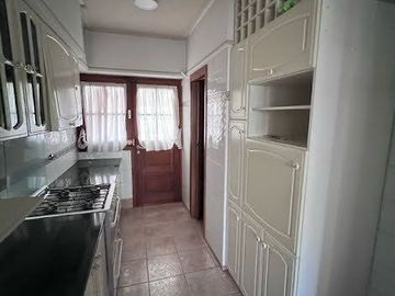 Casa en venta de 3 dormitorios c/ cochera en Universitario