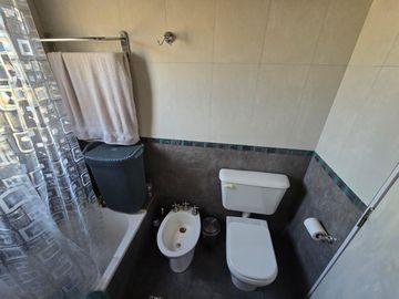 Casa quinta en venta de 166m2 ubicado en Villa Belgrano