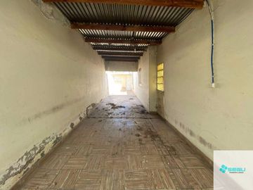Casa en venta de 2 dormitorios c/ cochera en Naposta