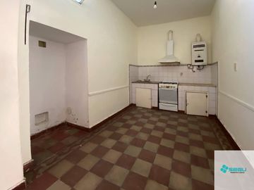 Casa en venta de 2 dormitorios c/ cochera en Naposta