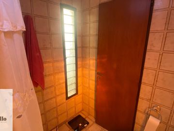 Casa 5 ambientes venta Moreno