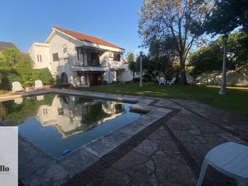 Casa 5 ambientes venta Moreno