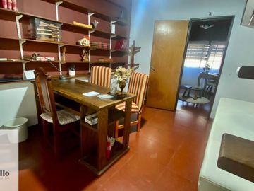 Casa 5 ambientes venta Moreno