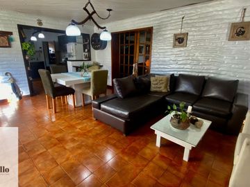 Casa 5 ambientes venta Moreno
