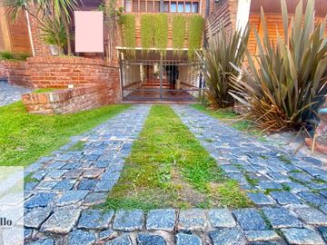 Casa 5 ambientes venta Moreno