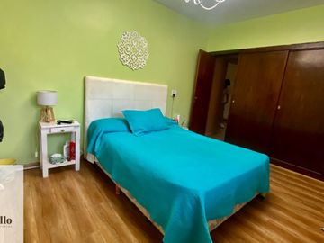 Casa 5 ambientes venta Moreno