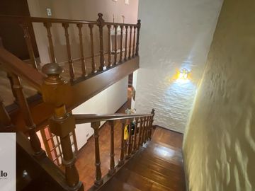 Casa 5 ambientes venta Moreno
