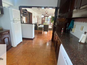 Casa 5 ambientes venta Moreno