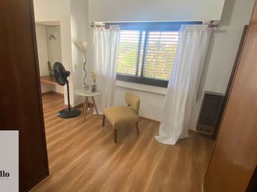 Casa 5 ambientes venta Moreno