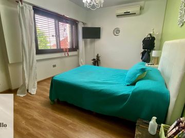 Casa 5 ambientes venta Moreno