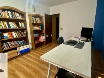 Casa 5 ambientes venta Moreno