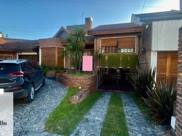 Casa 5 ambientes venta Moreno