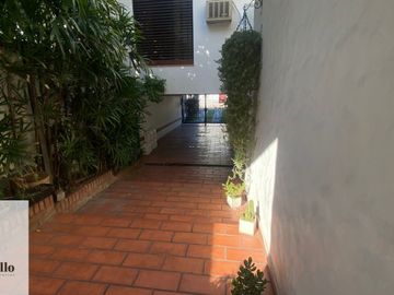 Casa 5 ambientes venta Moreno